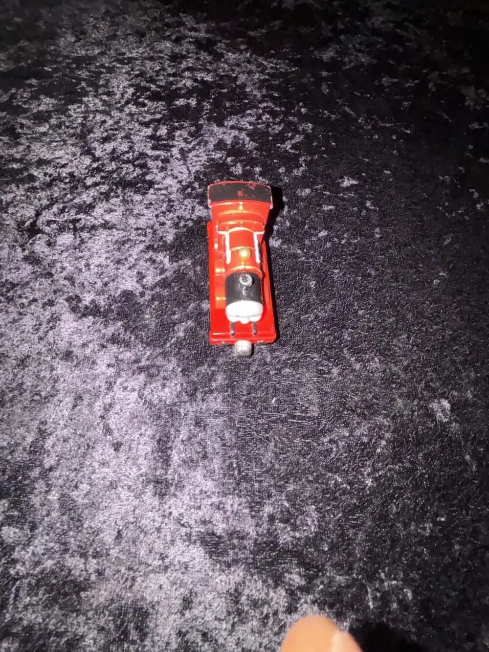 Thomas & Friends James Red Engine Die-Cast Take Along